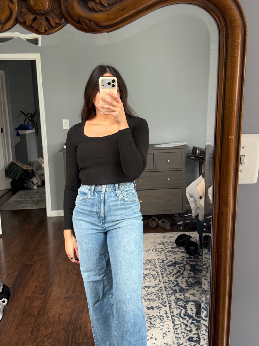Built-in-Bra Cropped Long Sleeve